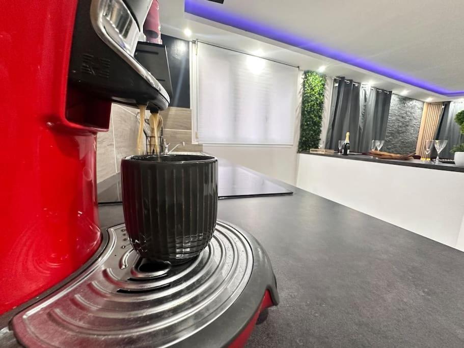E Servagnat T3 Luxe Avec Sauna Jacuzzi Et Hammam エペルネー エクステリア 写真